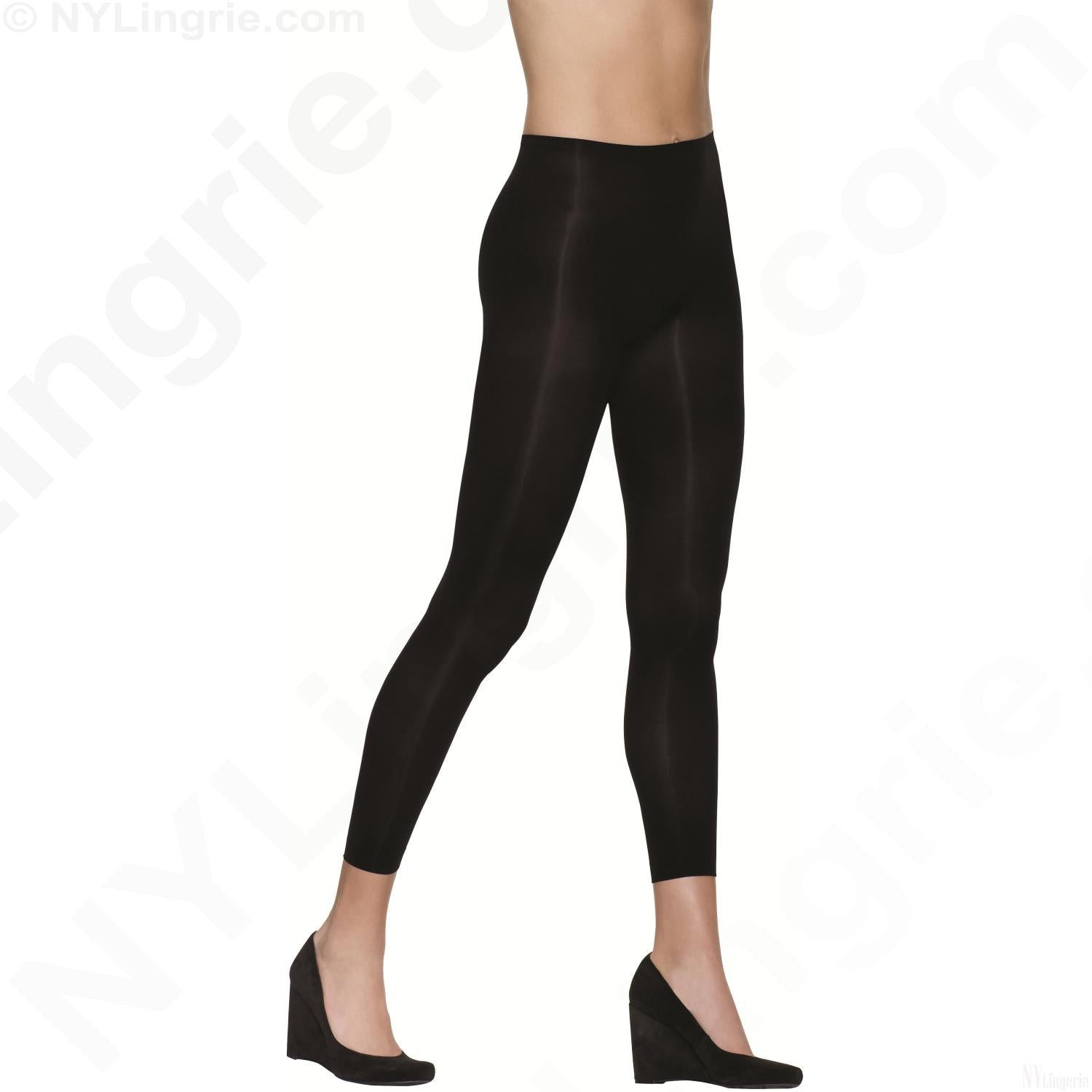 https://www.nylingerie.com/cdn/shop/products/0b248hanesleggings_2400x.jpg?v=1569214492