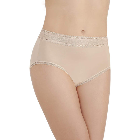 Vanity Fair Womens Flattering Lace Brief Panty