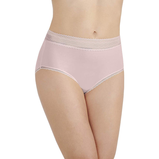 Vanity Fair Womens Flattering Lace Brief Panty