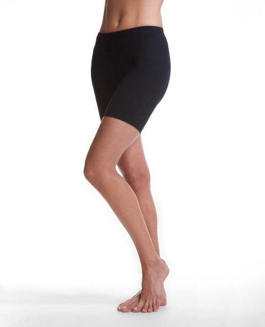 Danskin Women's Active Essential Supplex 7-Inch Bike Short