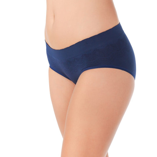 Vanity Fair Womens No Pinch-No Show Seamless Hipster Panty