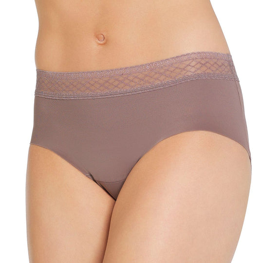 Vanity Fair Beauty Back Women`s Hipster Panty