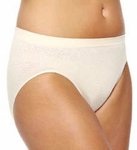 Bali Comfort Revolution Microfiber Solid Hi-Cut Brief
