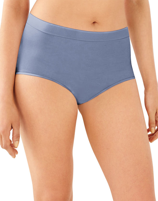 Bali Womens One Smooth U All Around Smoothing Brief