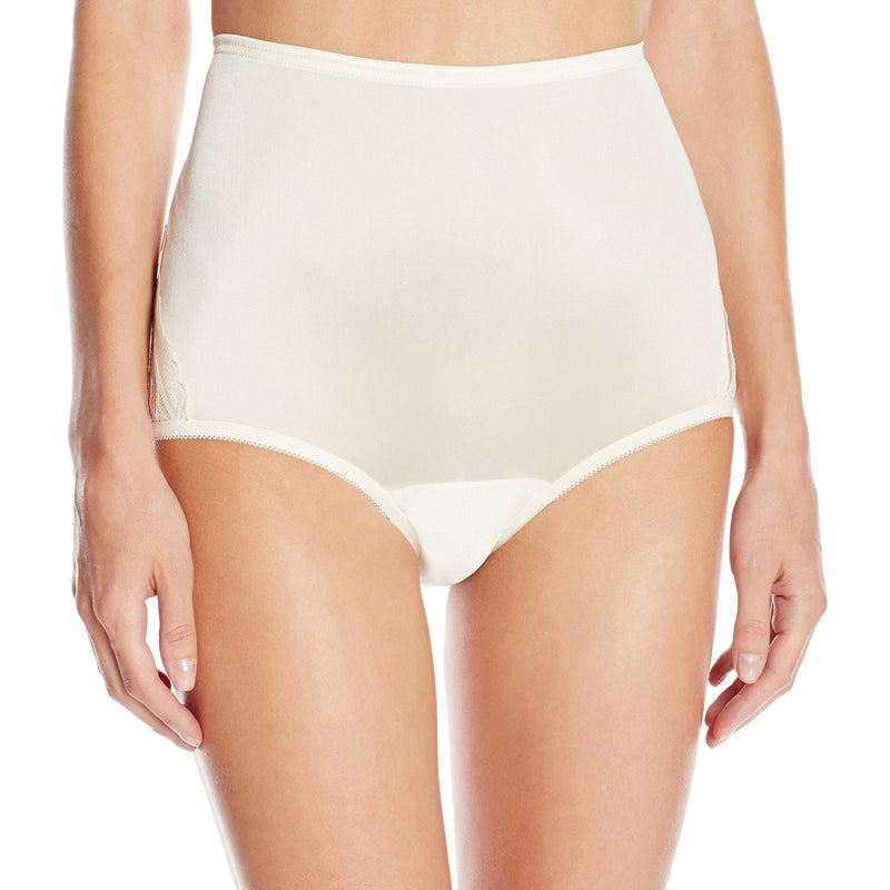 Vanity Fair Perfectly Yours Women`s Lace Nouveau Brief