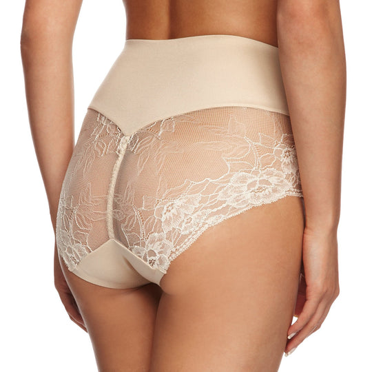 Maidenform Women`s Comfort Devotion Lace Brief