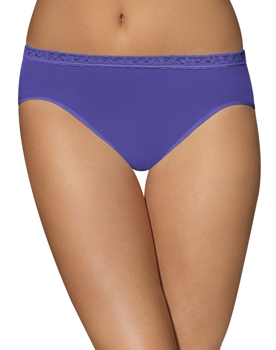 Bali Comfort Revolution Seamless Lace Hi Cut Panty