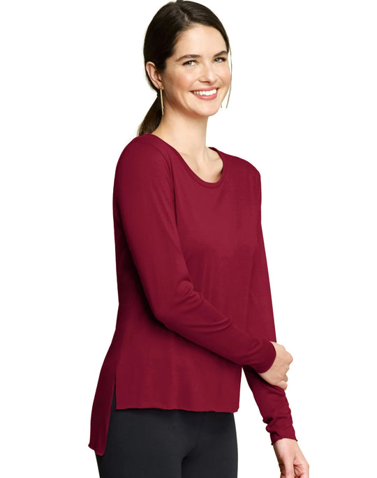 Hanes Signature® Soft Luxe Women`s Asymmetric Hem Top