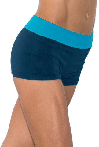 Champion Women`s Seamless Girl Short