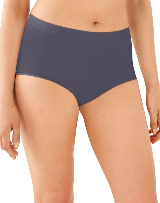 Bali Womens One Smooth U All Around Smoothing Brief