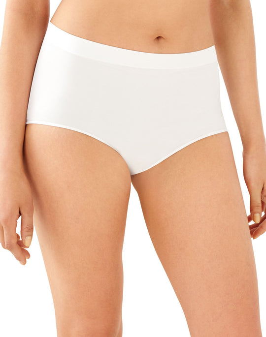 Bali Womens One Smooth U All Around Smoothing Brief