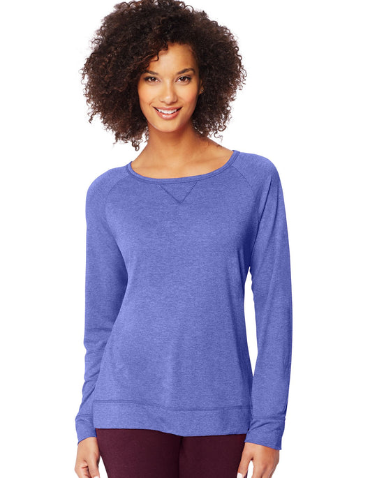 Hanes Women`s Fashion Essentials Raglan V-Notch Tee