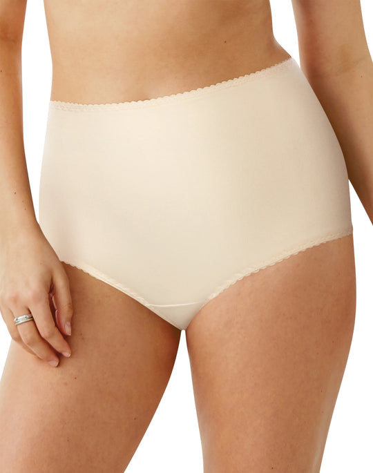 Hanes Womens Smoothing Brief 4-Pack
