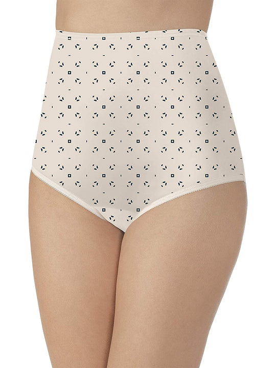 Vanity Fair Perfectly Yours Women`s Ravissant Tailored Nylon Brief