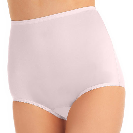 Vanity Fair Perfectly Yours Women`s Ravissant Tailored Nylon Brief